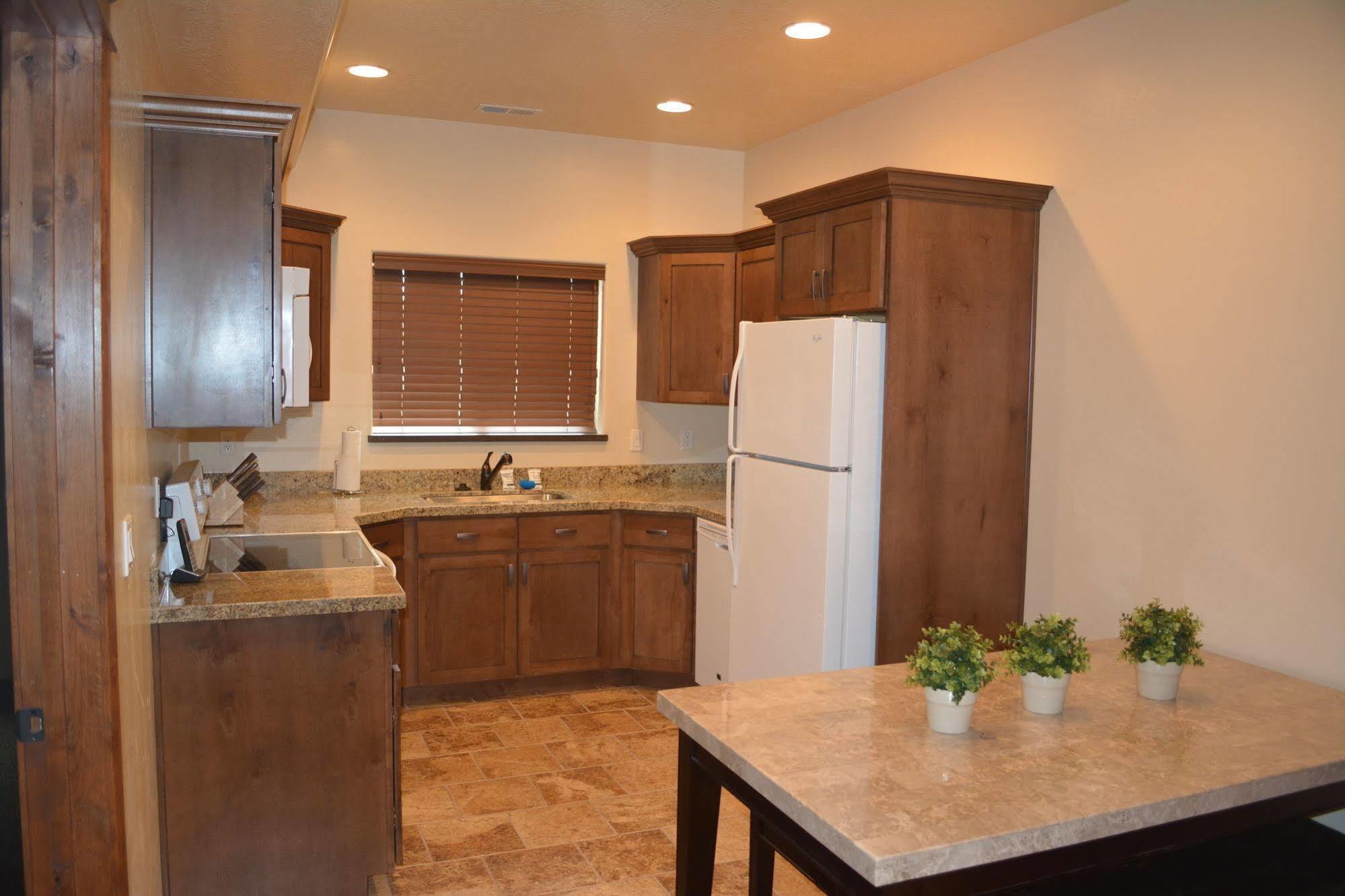 Cb&M Executive Suites Roosevelt Bagian luar foto
