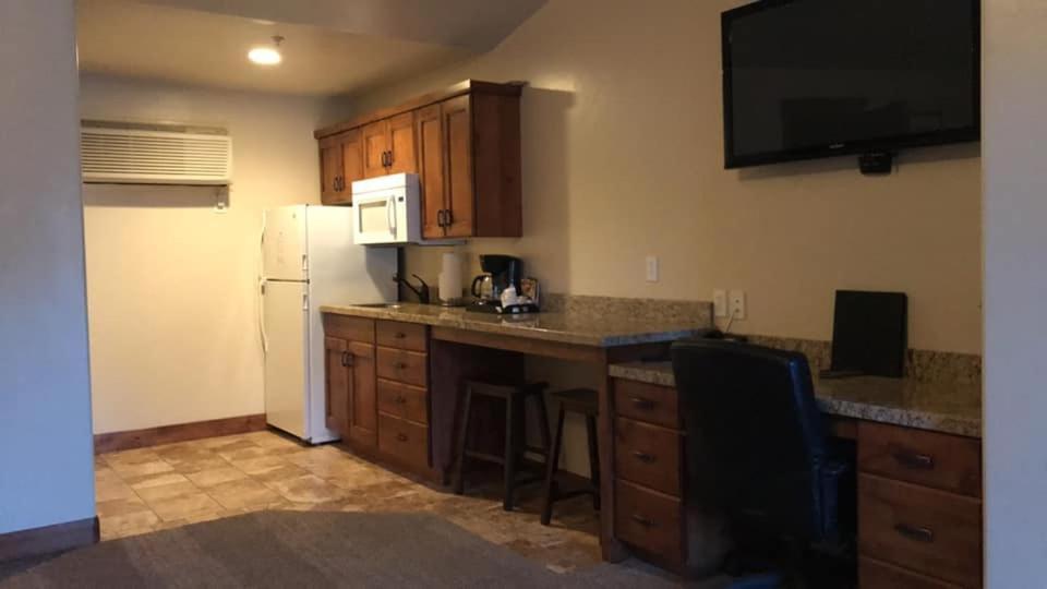Cb&M Executive Suites Roosevelt Bagian luar foto